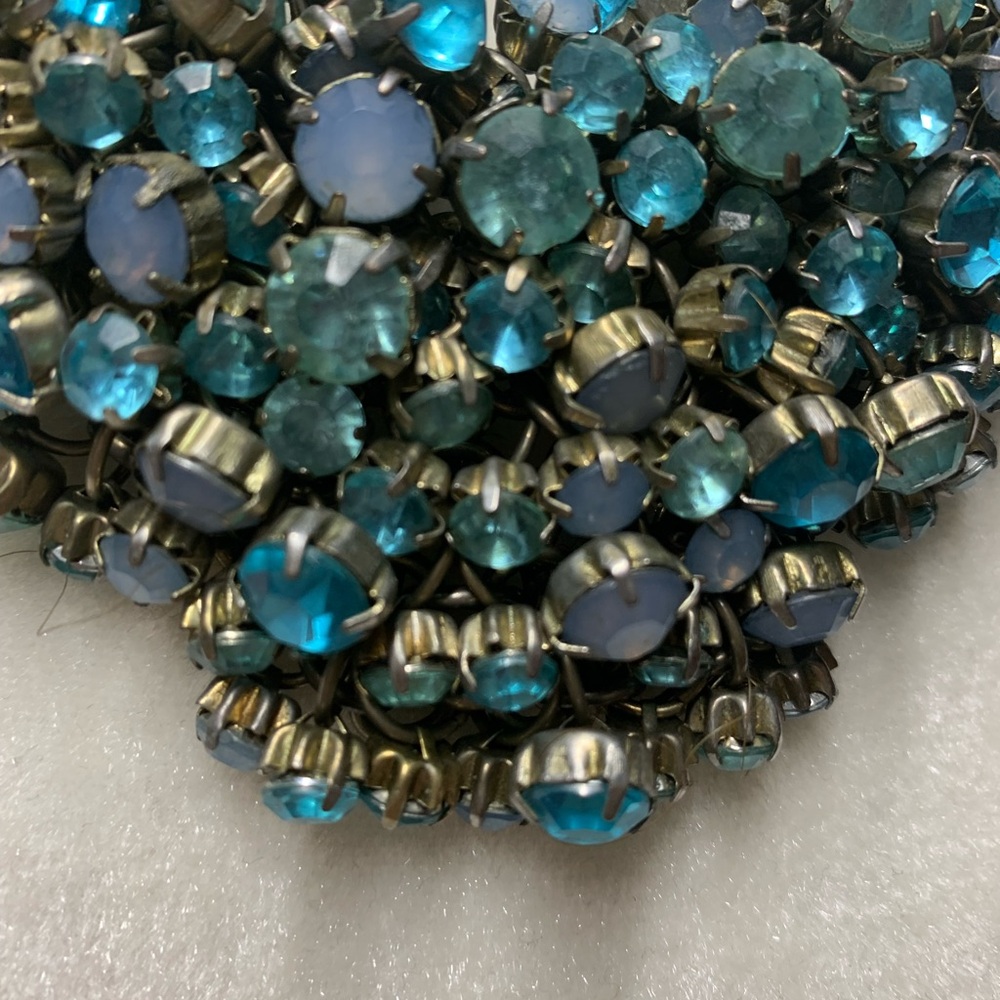 Vintage Blue Rhinestone Necklace